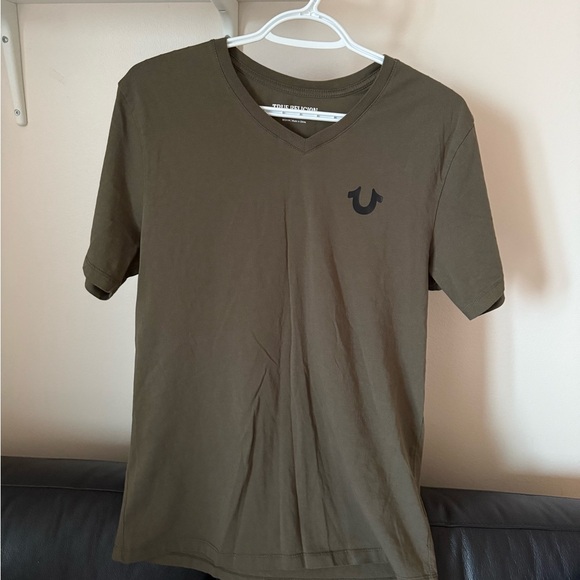 True Religion Men's Khaki V-Neck T-Shirt - Picture 1 of 3